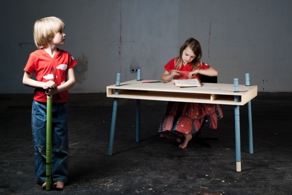 Modulare Kindermöbel-Caspar Schreibtisch Holz