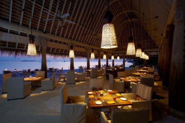 Restaurant Innendesign Tropisches Resort-Maledivischen Inseln