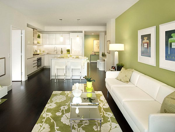 Wohnzimmer Farbgestaltung Oliv Grün Akzente Dunkel-Boden Holz