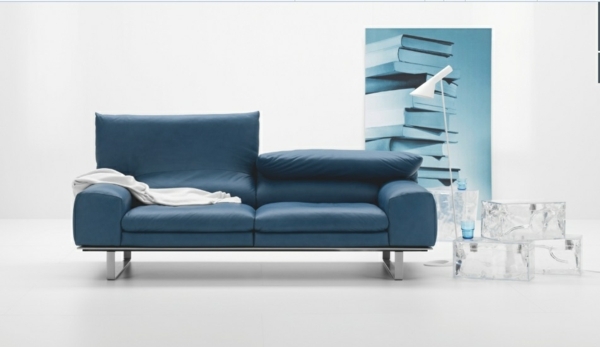 dunkel Sofa Wandtatoo Beistelltisch Schillig Möbel