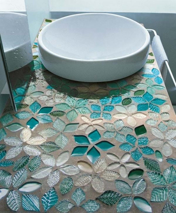 mosaik badezimmer waschtisch florale muster türkis