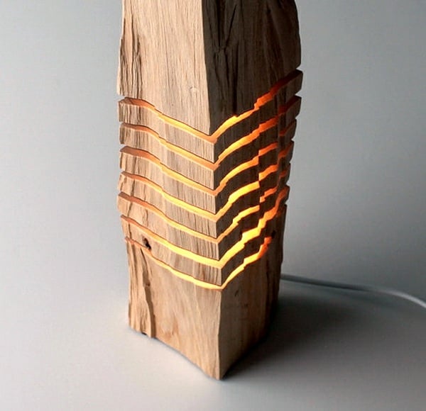 schicke moderne Tischlampe Holz weißes Licht