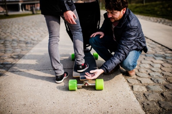 Design Innovativ Babywagen-Skateboard fahren
