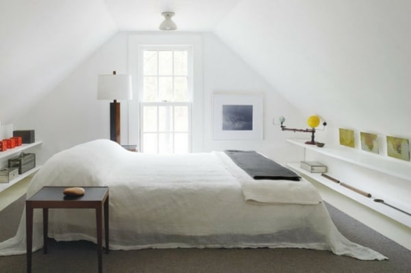 Shui Bett Schlafzimmer Dachschräge weiße Wände