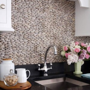 Flusssteine Fliesen Wand Küche Spüle Landhausstil Gestaltungsideen