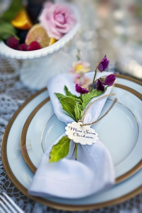 Frühling Tischdeko Ideen Blumen lila