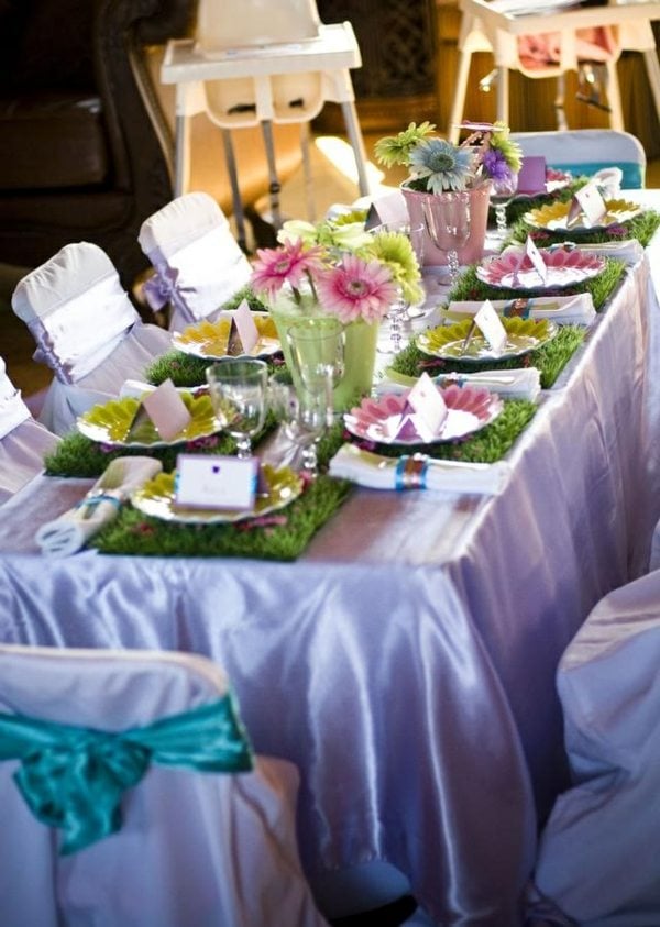 Frühling Tischdeko lila Gras Tischsets selber basteln Ideen