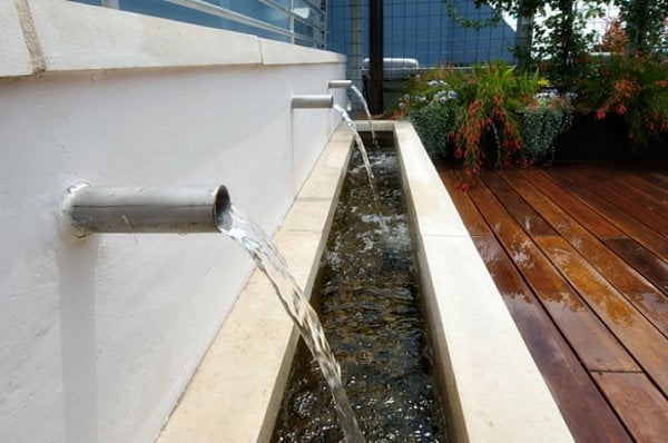 Gartenteich Wasserspiele Design Ideen Holz Terrasse