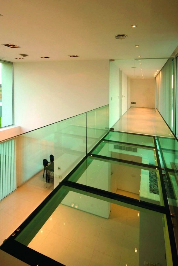 Glas-Brücke Innendesign-Moderne Ideen Glasgeländer