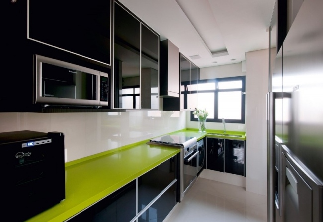 Hochglanz Küche schwarz-limetten Grün Arbeitsplatte