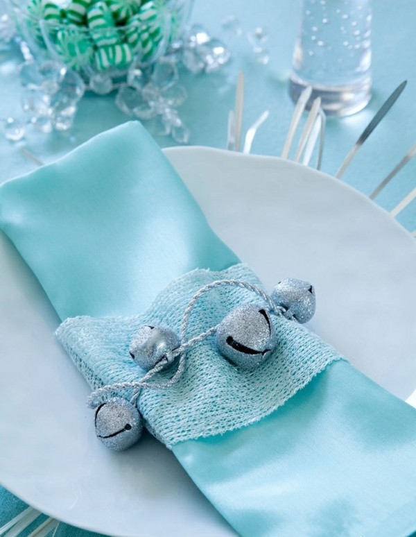 Hochzeit Serviette falten Anleitung Ideen blau Farbe