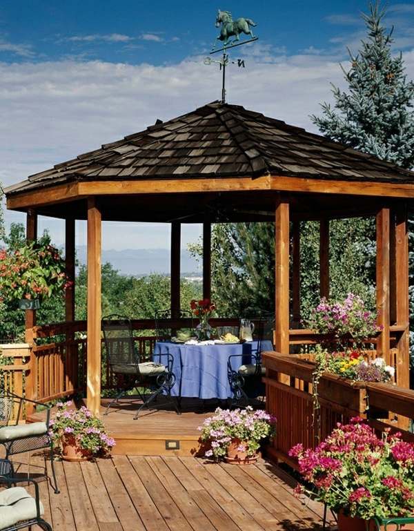 Terrasse Gartenlaube Ideen Essplatz Tisch Blumen