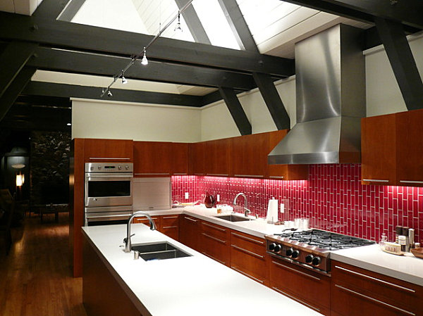 Küchenrückwand-hohe Decke-Küchenrückwand-Rot Fliesen 