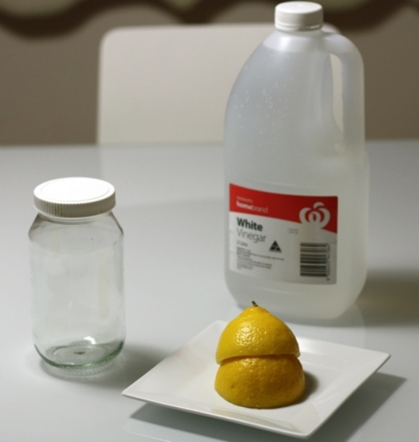 Reinigungsmittel Allzweckreiniger Zitronensaft-Wasser Essig Zubehör