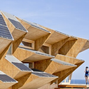 Solaranlage Haus Fassade Photovoltaik System günstiger Strom