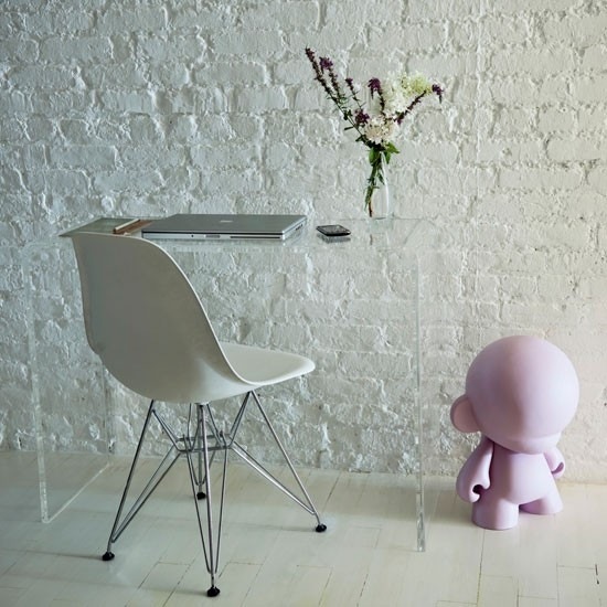Wohnideen Home Office-schlicht weiß-lila-modern minimalistisch