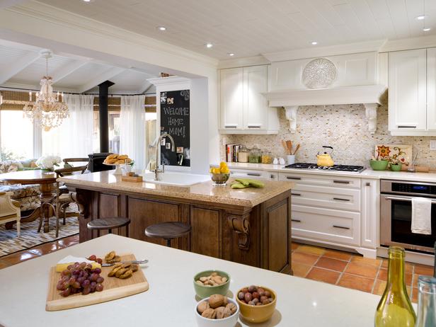 Wohnideen Küche landhaus stil granit arbeitsplatte weiße schränke