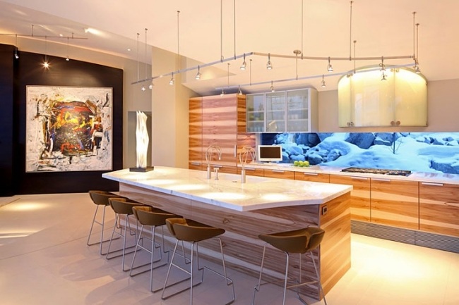 Wohnideen Küche modern holzfronzen foto schnee fliesenspiegel
