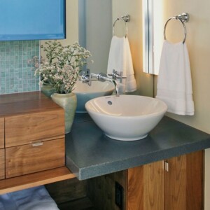 badezimmer-design-holz-unterschrank-rundes-waschbecken