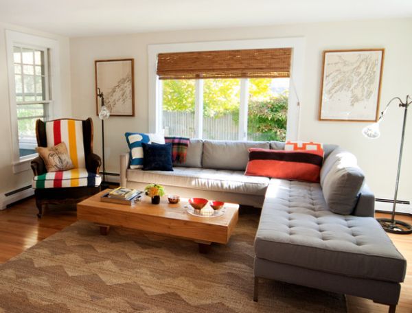 bambusrollos modernes wohnzimmer graues sofa flechtteppich