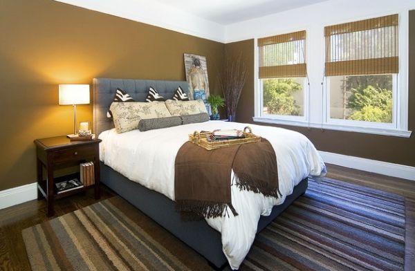 bambusrollos schlafzimmer sonnenschutz braune wandfarbe