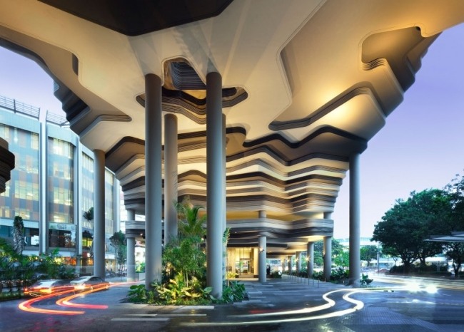 eingangsbereich naturformen parkroyal hotel design in singapur