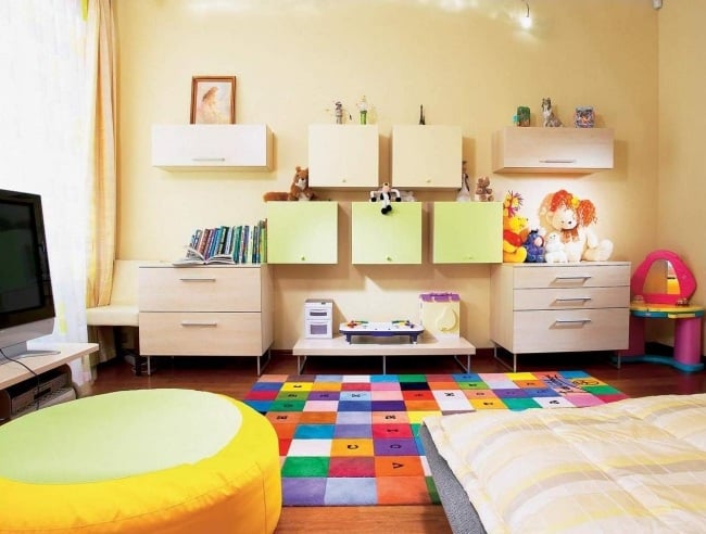 bunter teppich quadrat muster wohnideen kinderzimmer universal design