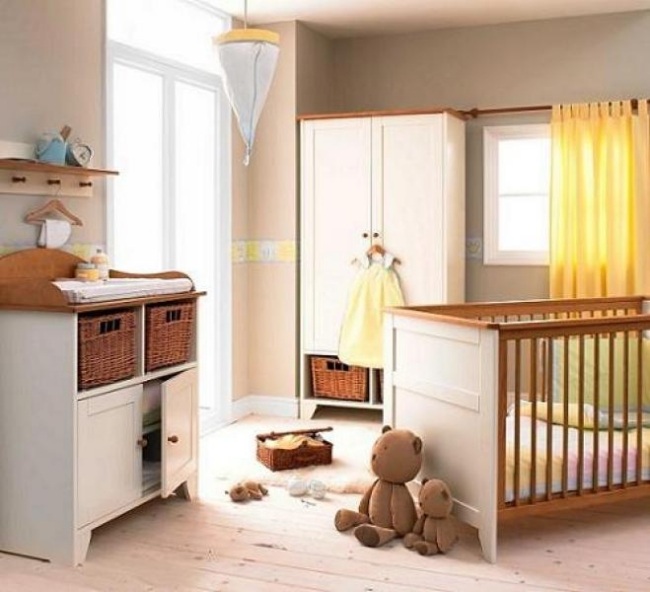 gelbe vorhänge plüschtiere wohnideen babyzimmer mit neutralen designs