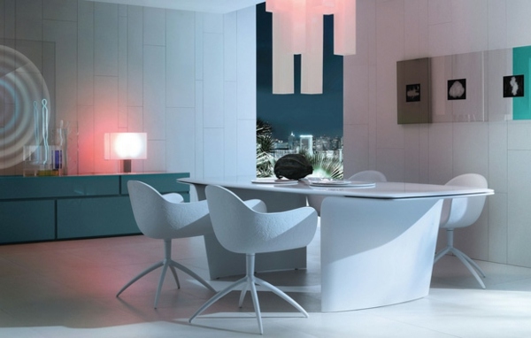 Esszimmer Stühle Kunststoff minimalistisches Design Wand Deko