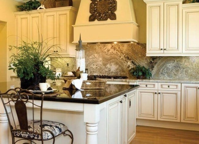 küchenrückwand marmor ideen für designer kücheninsel traditionell