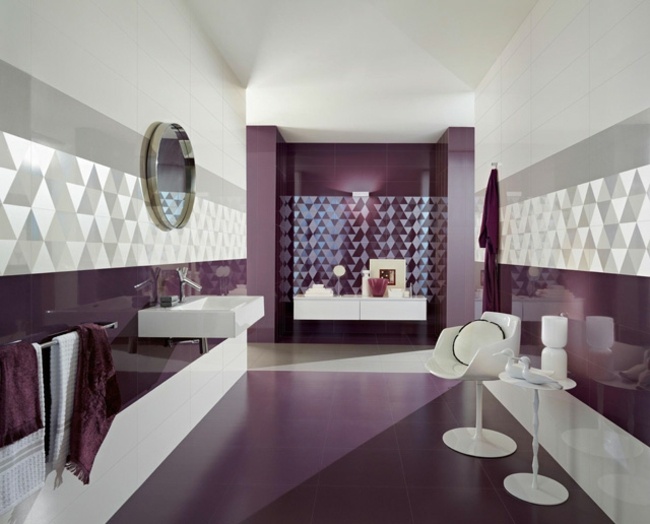 lila Badezimmer Fliesen Wand Gestaltung Ideen