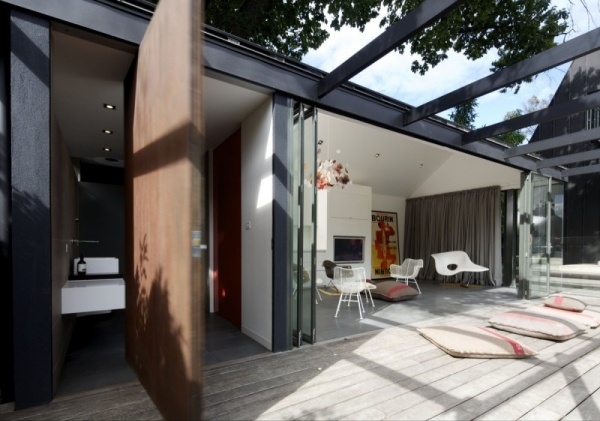 Poolhaus Design privat vollständig öffnende türen