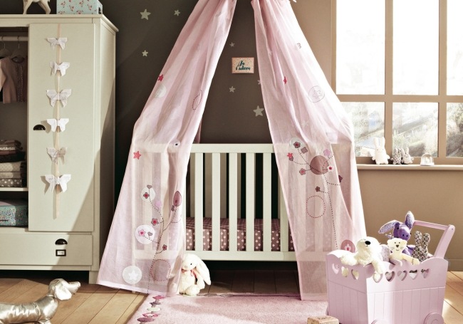 pastellfarben bettvorhänge wohnideen babyzimmer für mädchen