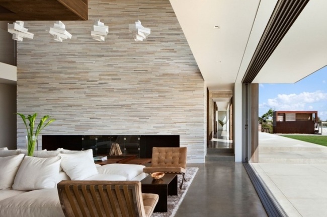 pendelleuchten weiß modernes design wohnzimmer terrasse zugang 