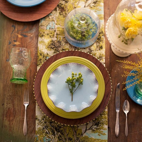 Dekoration Idee Blumen Tischläufer Teller gelb braun