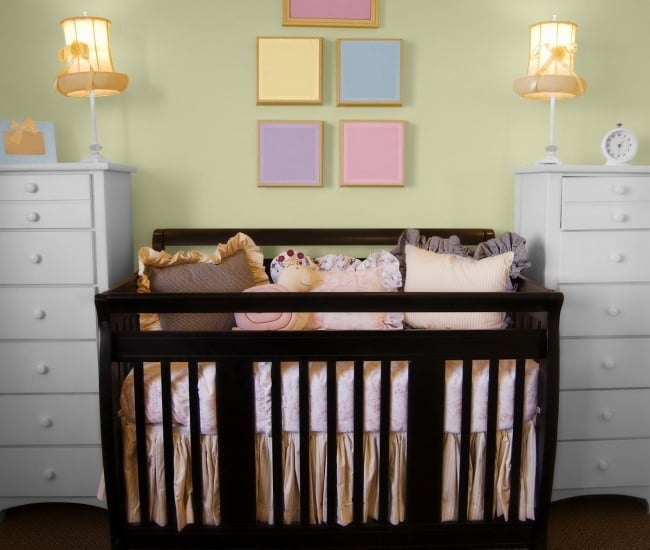 wanddeko bunt wohnideen für babyzimmer mit neutralen designs