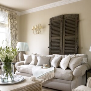 weißes-wohnzimmer-tipps-für-nachhaltiges-interieur-design