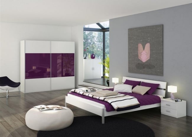wohnideen schlafzimmer design modern grau lila weißer hocker
