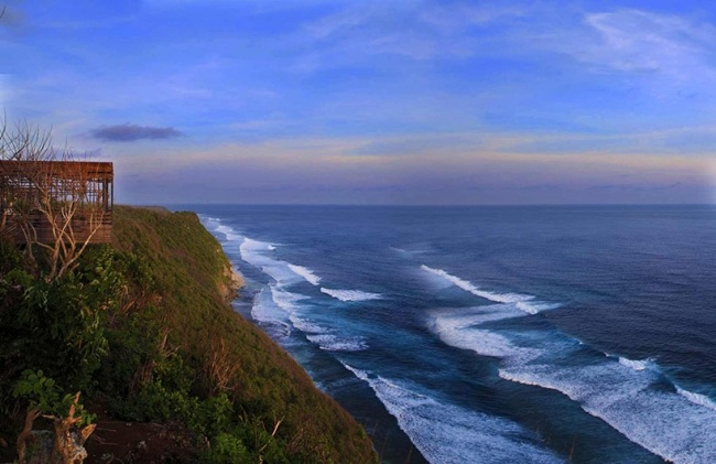 Alila Ferienvillen balinesische klippen meeresblick