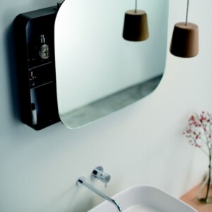 Badmöbel-michael-hilgers-spiegel-ausziehbare-regale-waschtisch