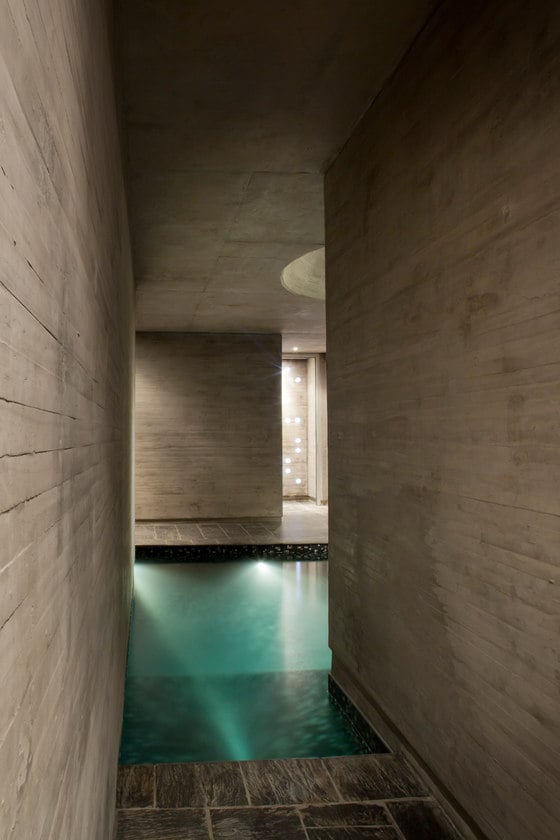 Beton Badehaus Design-Innenraum Heilendes-Wasser Therapeutisch-Argentinien Mendoza