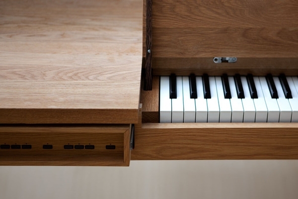 Designer Möbel Musikalisches Instrument Tisch-Georg Bohle Klaviertastatur