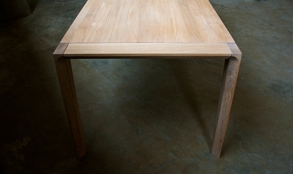 Tisch Esszimmer Holz puristische Form