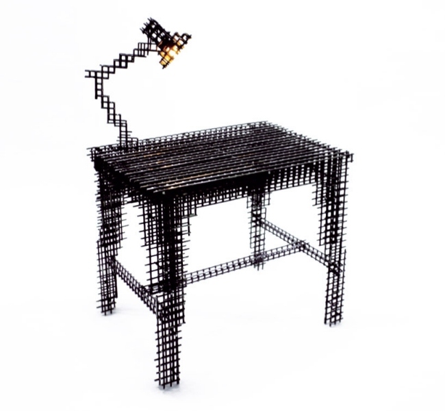 Designermöbel aus Drahtgitter schreibtisch tischleuchte schwarz