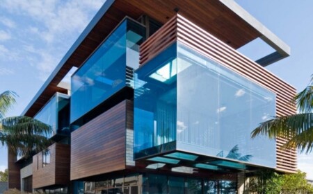 Haus modern-Holzfassade Glas Verkleidung-bietet umwerfende Ozeanblicke