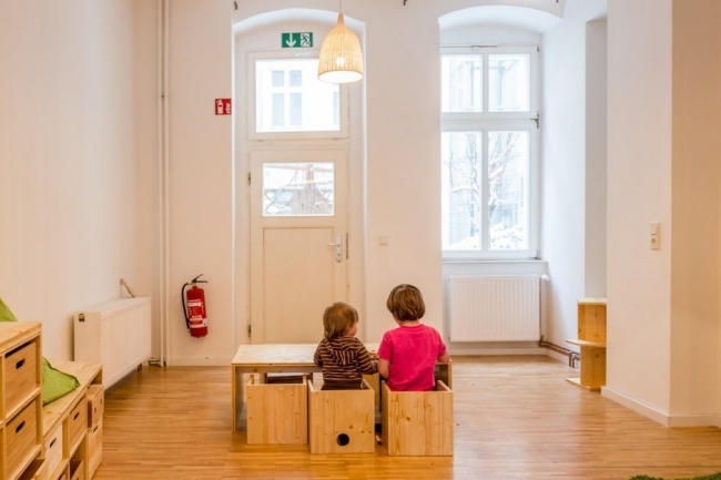 Kinderkippe Einrichtung-Möbel Design Baukind Sitzgelegenheiten