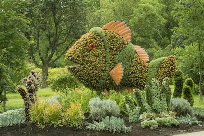 Kunst Gartenskulpturen Riesengroßer-Fisch Montreal garten