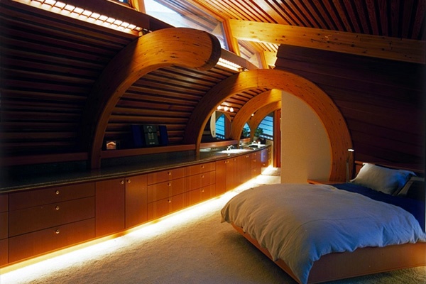 Schlafzimmer Indirekte beleuchtung-Boden Lichtleiste Holzdecke