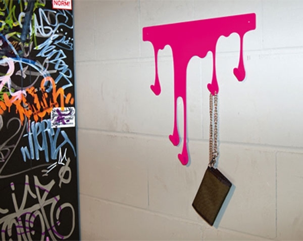Stahlblech Wand Garderobe-Pink Drop-L-Julian Appelius