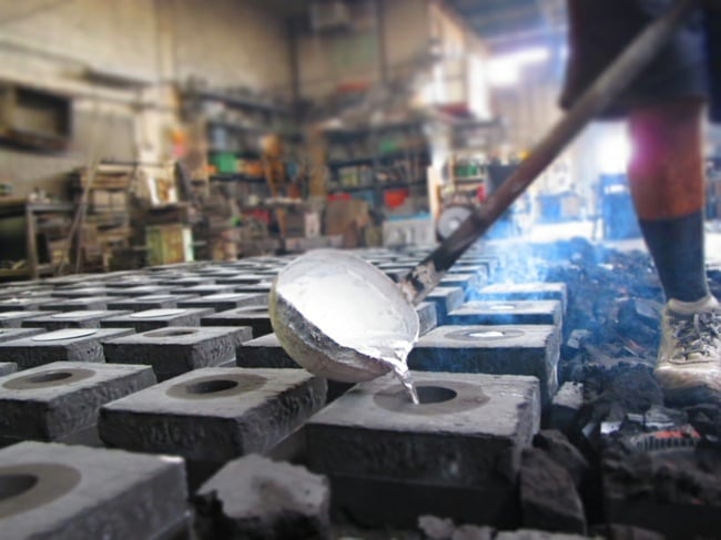 Metallgestell Herstellung Alluminium gießen